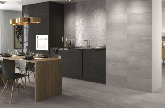 Szare płytki do kuchni jako główny element kuchennego wystroju