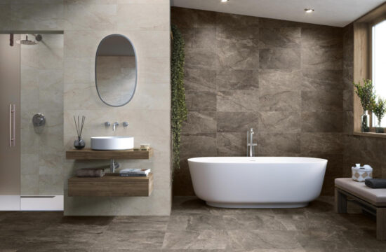 Duże płytki łazienkowe - od wyboru do montażu